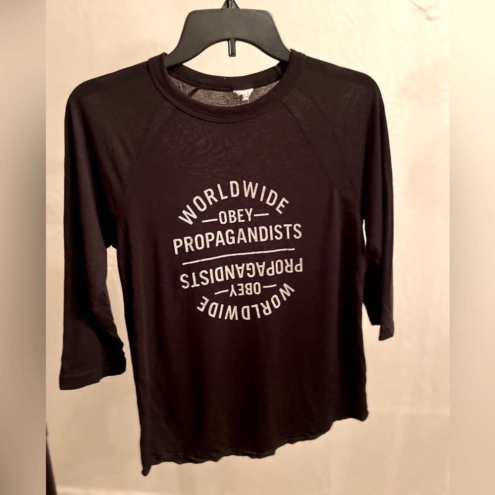 3/4 sleeve black OBEY shirt
